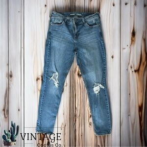 Old Navy Women’s Mid-Rise Destructed Skinny Jeans - Excellent Condition